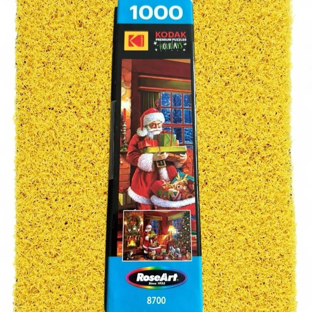 Kodak Holiday Puzzle in Red, Green, Gold and White